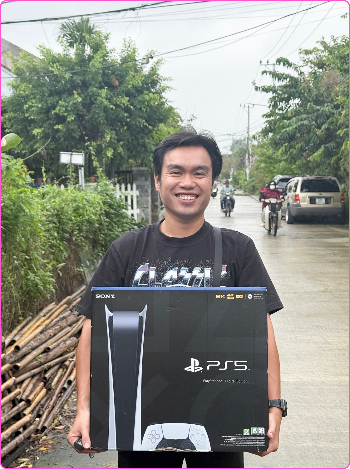 PS5 delivery by HAINO